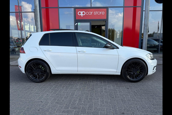 Volkswagen Golf 1.0 TSI Highline