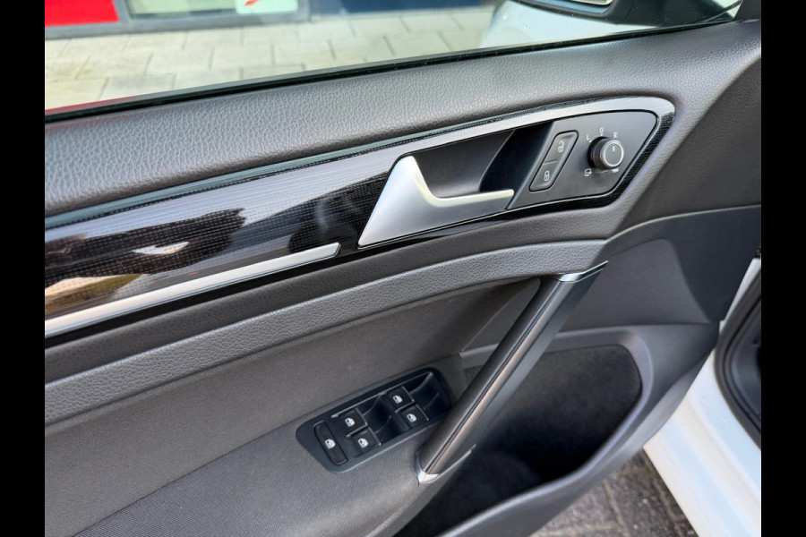 Volkswagen Golf 1.0 TSI Highline