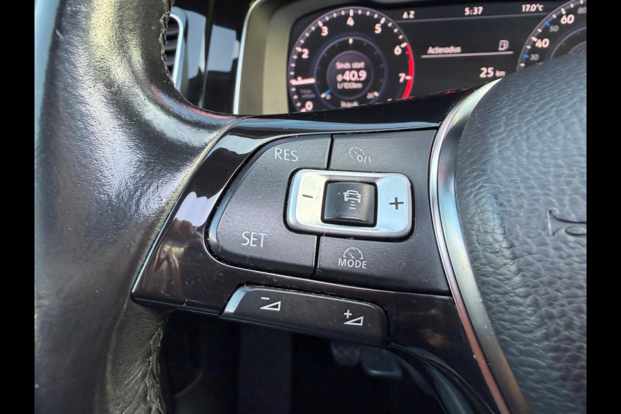 Volkswagen Golf 1.0 TSI Highline