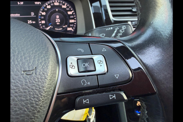 Volkswagen Golf 1.0 TSI Highline