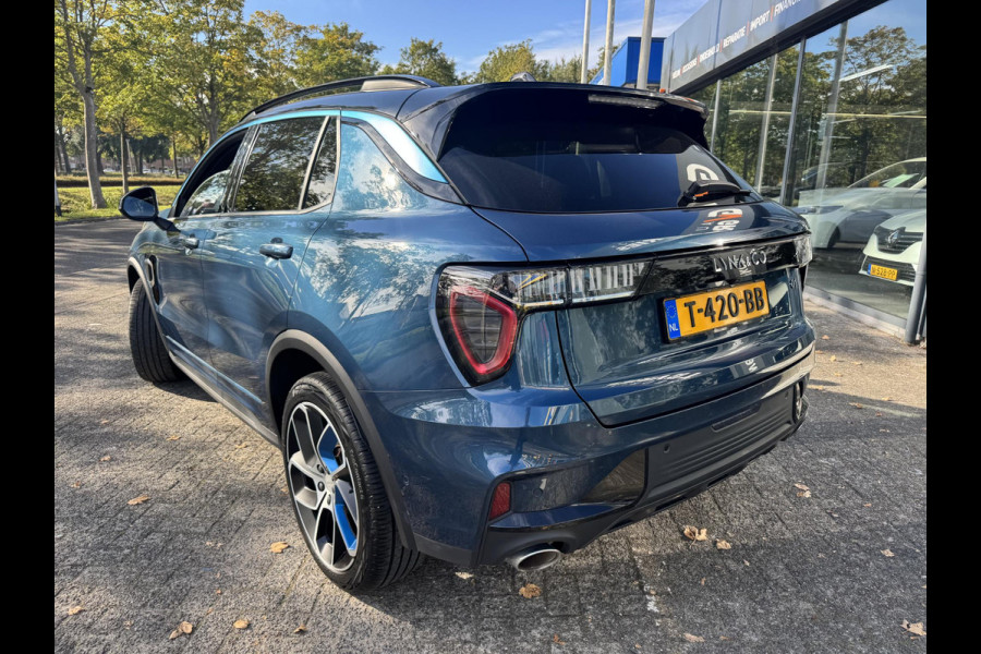 Lynk & Co 01 1.5 Orig NL|MY23|Zwarte hemel|Rolhoes|360 camera|Snelladen Lynk & Co 01 1.5 Orig NL|MY23|Zwarte hemel|Rolhoes|360 camera|Snelladen