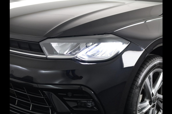 Volkswagen Polo 1.0 TSI R-Line 95 pk Automaat (DSG) | Verlengde garantie | Navigatie | Parkeersensoren | Achteruitrijcamera | Stoelverwarming | R-Line |