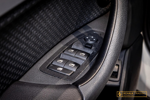 BMW X1 XDrive25e High Executive|StoelV|Psensor|Garantie|1eig