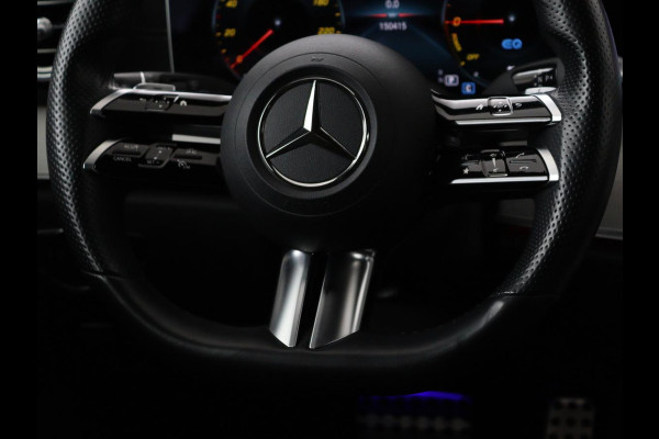 Mercedes-Benz E-Klasse 300de 4Matic AMG Night | Panoramadak | Trekhaak | Stoelverwarming | 360 camera | Adaptive cruise | Leder/Alcantara | Burmeseter | Matrix LED | Navigatie