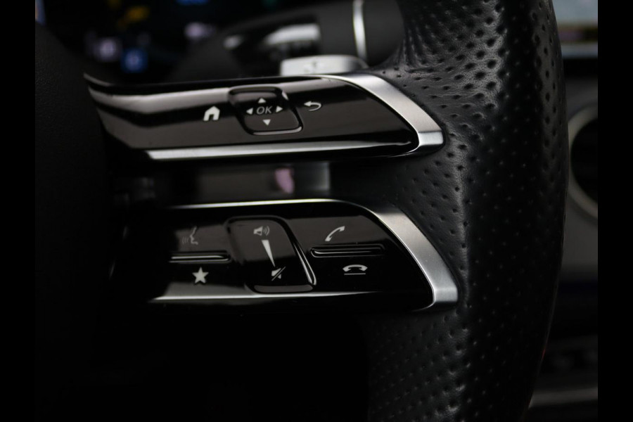Mercedes-Benz E-Klasse 300de 4Matic AMG Night | Panoramadak | Trekhaak | Stoelverwarming | 360 camera | Adaptive cruise | Leder/Alcantara | Burmeseter | Matrix LED | Navigatie