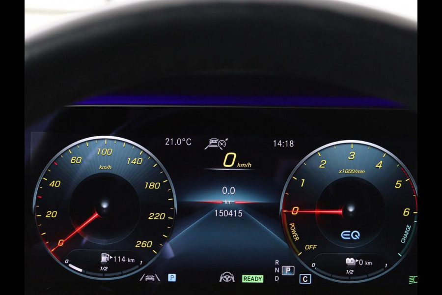 Mercedes-Benz E-Klasse 300de 4Matic AMG Night | Panoramadak | Trekhaak | Stoelverwarming | 360 camera | Adaptive cruise | Leder/Alcantara | Burmeseter | Matrix LED | Navigatie