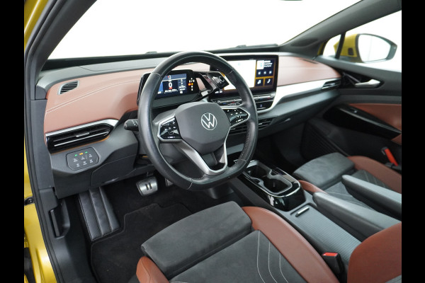 Volkswagen ID.4 Pro Max 77kWh Ergo-Active Elek. Stoelen Memory Leer/Alcantara Trekhaak Warmtepomp Panoramadak Head-Up 360°Camera Apple Carplay A Adap.Cruise Elek.Achterklep Stoel+Stuurverwarming DAB Keyless Advanced 1e Eigenaar Origineel Nederlandse Auto Zeer Compleet!