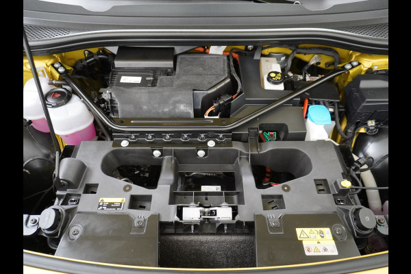 Volkswagen ID.4 Pro Max 77kWh Ergo-Active Elek. Stoelen Memory Leer/Alcantara Trekhaak Warmtepomp Panoramadak Head-Up 360°Camera Apple Carplay A Adap.Cruise Elek.Achterklep Stoel+Stuurverwarming DAB Keyless Advanced 1e Eigenaar Origineel Nederlandse Auto Zeer Compleet!