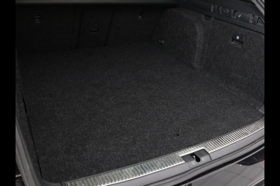 Škoda Superb 1.4 TSI iV Laurin & Klement | Panoramadak | Leder | Adaptive cruise | Canton Sound | Stoelverwarming | Standkachel | Carplay | Camera | Full LED | Memory