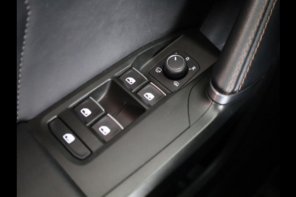 CUPRA Formentor 1.4 e-Hybrid VZ Performance 245pk | Trekhaak | Parkeercamera | Adaptieve cruise controle | Elektrisch verstelbare bestuurderstoel met geheugen