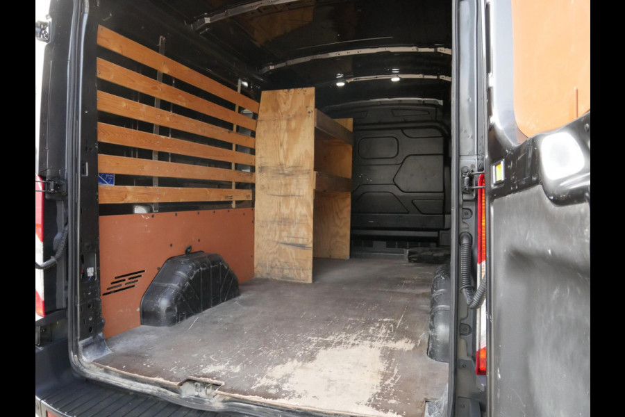 Ford Transit 2.0 TDCI 130PK, L3H2, Trend, Airco