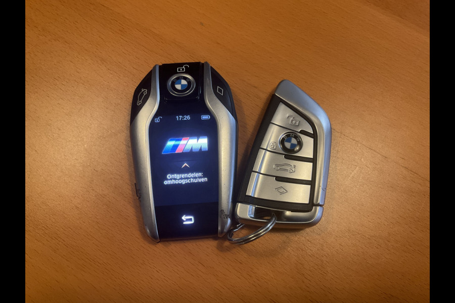 BMW M8 Competition Keramisch Bowers&Wilkins HUD Carbon SoftClose Leder Voll.Onderhouden!