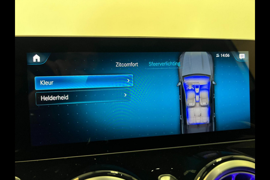 Mercedes-Benz GLB-Klasse 200 / AMG / NL-auto / BTW / Pano / Memory