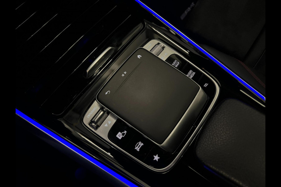 Mercedes-Benz GLB-Klasse 200 / AMG / NL-auto / BTW / Pano / Memory