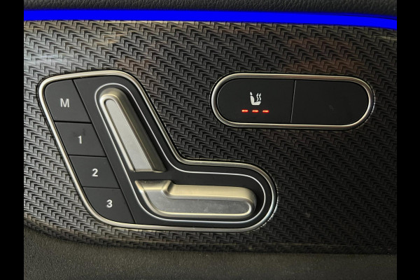 Mercedes-Benz GLB-Klasse 200 / AMG / NL-auto / BTW / Pano / Memory