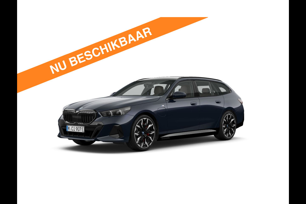 BMW 5 Serie Touring 550e xDrive M-Sport Pro - Pano - Onderstel Prof - Driving Ass Plus - Harman Kardon BMW 5 Serie Touring 550e xDrive M-Sport Pro - Pano - Onderstel Prof - Driving Ass Plus - Harman Kardon