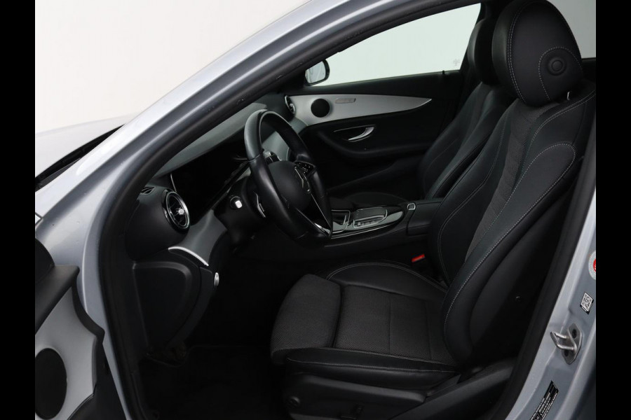 Mercedes-Benz E-Klasse 300de Avantgarde | Schuifdak | Stoelverwarming | Carplay | Sfeerverlichting | Trekhaak | 360 camera | Navigatie | Full LED Mercedes-Benz E-Klasse 300de Avantgarde | Schuifdak | Stoelverwarming | Carplay | Sfeerverlichting | Trekhaak | 360 camera | Navigatie | Full LED