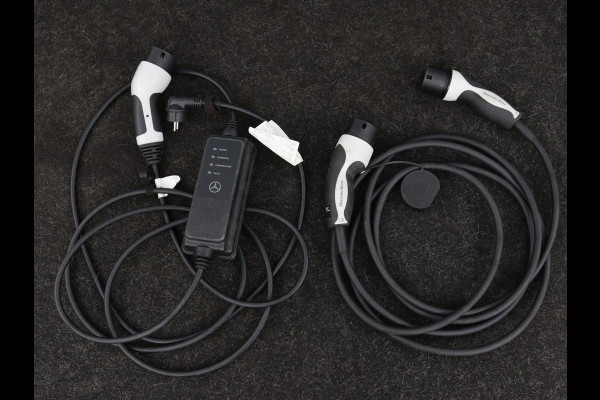 Mercedes-Benz E-Klasse 300de Avantgarde | Schuifdak | Stoelverwarming | Carplay | Sfeerverlichting | Trekhaak | 360 camera | Navigatie | Full LED Mercedes-Benz E-Klasse 300de Avantgarde | Schuifdak | Stoelverwarming | Carplay | Sfeerverlichting | Trekhaak | 360 camera | Navigatie | Full LED