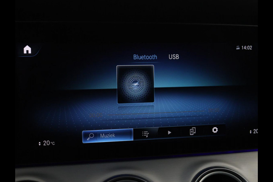 Mercedes-Benz E-Klasse 300de Avantgarde | Schuifdak | Stoelverwarming | Carplay | Sfeerverlichting | Trekhaak | 360 camera | Navigatie | Full LED Mercedes-Benz E-Klasse 300de Avantgarde | Schuifdak | Stoelverwarming | Carplay | Sfeerverlichting | Trekhaak | 360 camera | Navigatie | Full LED