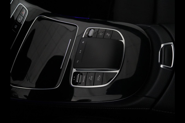 Mercedes-Benz E-Klasse 300de Avantgarde | Schuifdak | Stoelverwarming | Carplay | Sfeerverlichting | Trekhaak | 360 camera | Navigatie | Full LED Mercedes-Benz E-Klasse 300de Avantgarde | Schuifdak | Stoelverwarming | Carplay | Sfeerverlichting | Trekhaak | 360 camera | Navigatie | Full LED