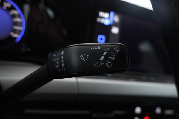 Volkswagen Golf 1.0 TSI Life 5  Deurs hatchback, Stoelverw. Apple carplay