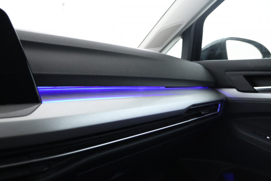Volkswagen Golf 1.0 TSI Life 5  Deurs hatchback, Stoelverw. Apple carplay