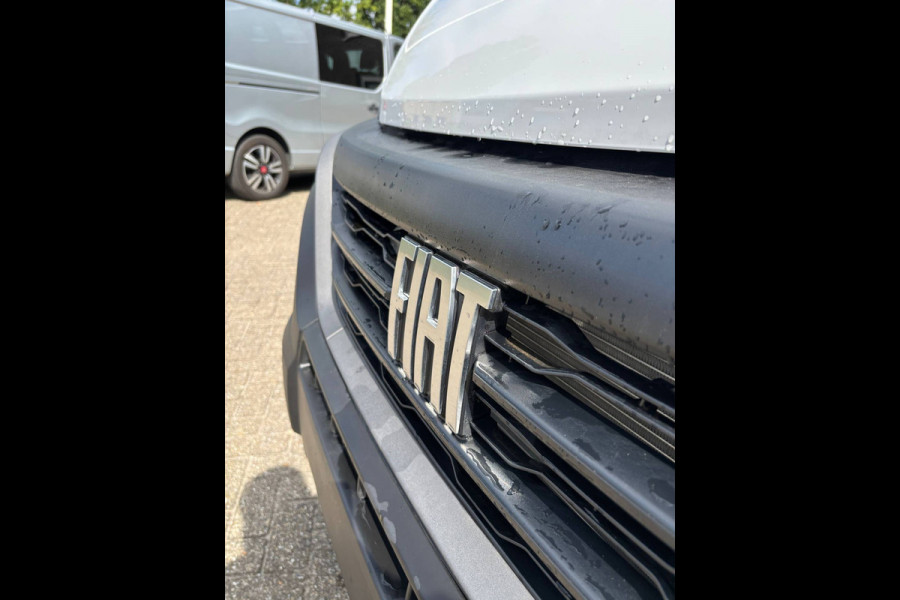 Fiat Ducato 35 L3H2 180 PK (BPM VRIJ) AIRCO CRUISE CONTROL CAMERA ACHTER GROOT NAVIGATIE SCHERM 270 GRADEN ACHTERDEUREN Fiat Ducato 35 L3H2 180 PK (BPM VRIJ) AIRCO CRUISE CONTROL CAMERA ACHTER GROOT NAVIGATIE SCHERM 270 GRADEN ACHTERDEUREN