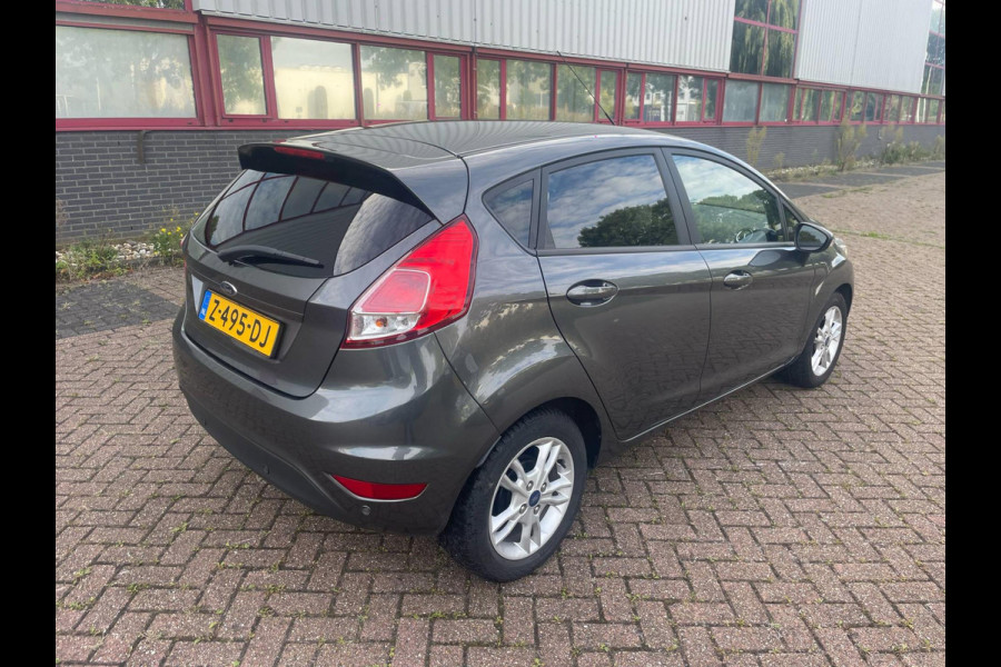 Ford Fiesta 1.0 EcoBoost Titanium / CarPlay