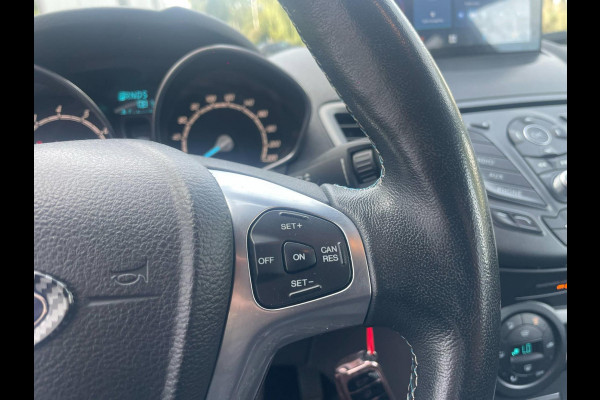Ford Fiesta 1.0 EcoBoost Titanium / CarPlay