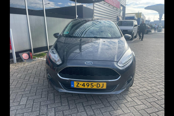 Ford Fiesta 1.0 EcoBoost Titanium / CarPlay