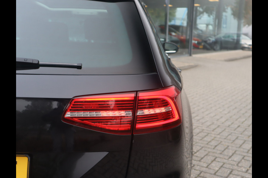Volkswagen Passat Variant 1.4 TSI Comfortline Business / Panoramadak