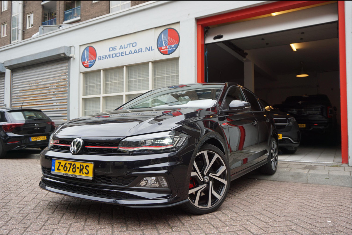 Volkswagen Polo 2.0 TSI GTI | PANO | Adaptive + Lane | Beats | Leer | Apple | 18inch | Keyless | VW Dealer onderhouden Volkswagen Polo 2.0 TSI GTI | PANO | Adaptive + Lane | Beats | Leer | Apple | 18inch | Keyless | VW Dealer onderhouden