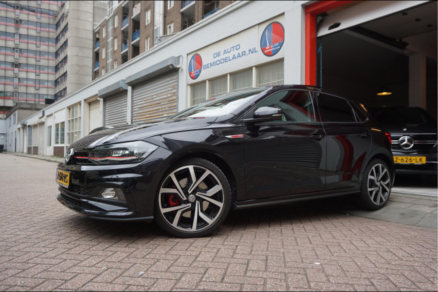 Volkswagen Polo 2.0 TSI GTI | PANO | Adaptive + Lane | Beats | Leer | Apple | 18inch | Keyless | VW Dealer onderhouden