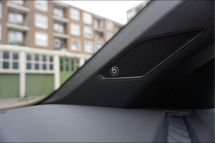 Volkswagen Polo 2.0 TSI GTI | PANO | Adaptive + Lane | Beats | Leer | Apple | 18inch | Keyless | VW Dealer onderhouden