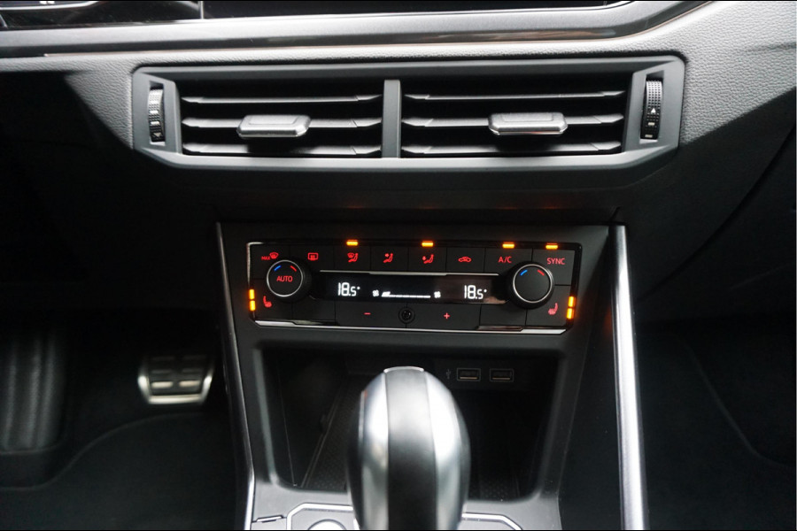 Volkswagen Polo 2.0 TSI GTI | PANO | Adaptive + Lane | Beats | Leer | Apple | 18inch | Keyless | VW Dealer onderhouden