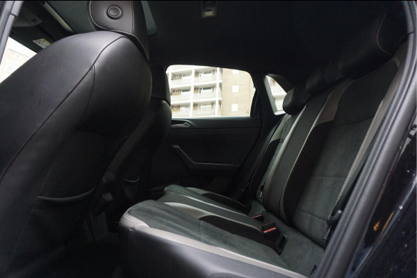 Volkswagen Polo 2.0 TSI GTI | PANO | Adaptive + Lane | Beats | Leer | Apple | 18inch | Keyless | VW Dealer onderhouden