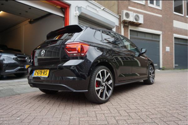 Volkswagen Polo 2.0 TSI GTI | PANO | Adaptive + Lane | Beats | Leer | Apple | 18inch | Keyless | VW Dealer onderhouden