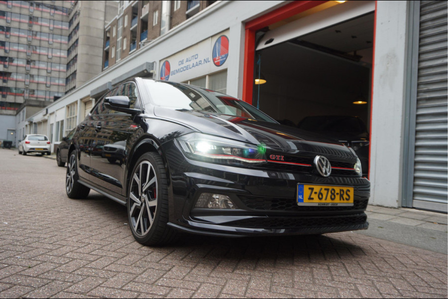 Volkswagen Polo 2.0 TSI GTI | PANO | Adaptive + Lane | Beats | Leer | Apple | 18inch | Keyless | VW Dealer onderhouden