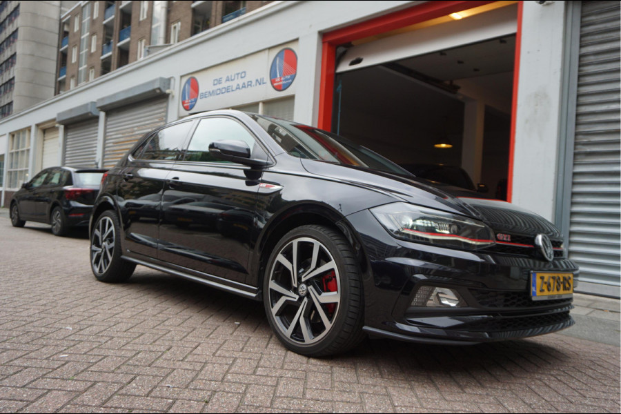 Volkswagen Polo 2.0 TSI GTI | PANO | Adaptive + Lane | Beats | Leer | Apple | 18inch | Keyless | VW Dealer onderhouden