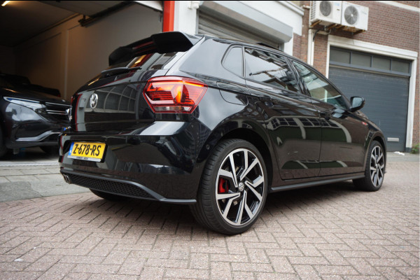 Volkswagen Polo 2.0 TSI GTI | PANO | Adaptive + Lane | Beats | Leer | Apple | 18inch | Keyless | VW Dealer onderhouden