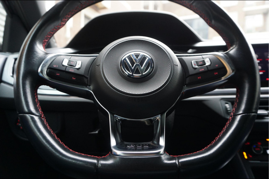 Volkswagen Polo 2.0 TSI GTI | PANO | Adaptive + Lane | Beats | Leer | Apple | 18inch | Keyless | VW Dealer onderhouden