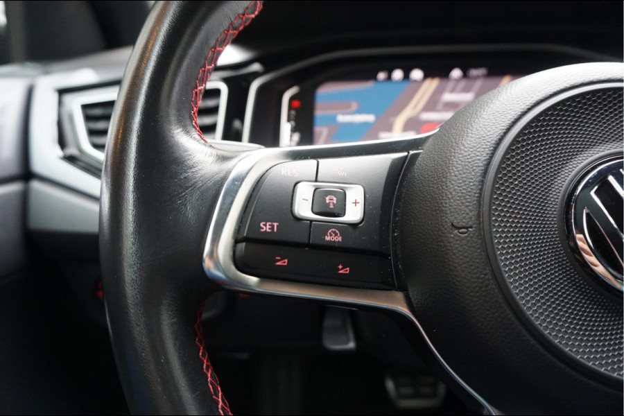 Volkswagen Polo 2.0 TSI GTI | PANO | Adaptive + Lane | Beats | Leer | Apple | 18inch | Keyless | VW Dealer onderhouden
