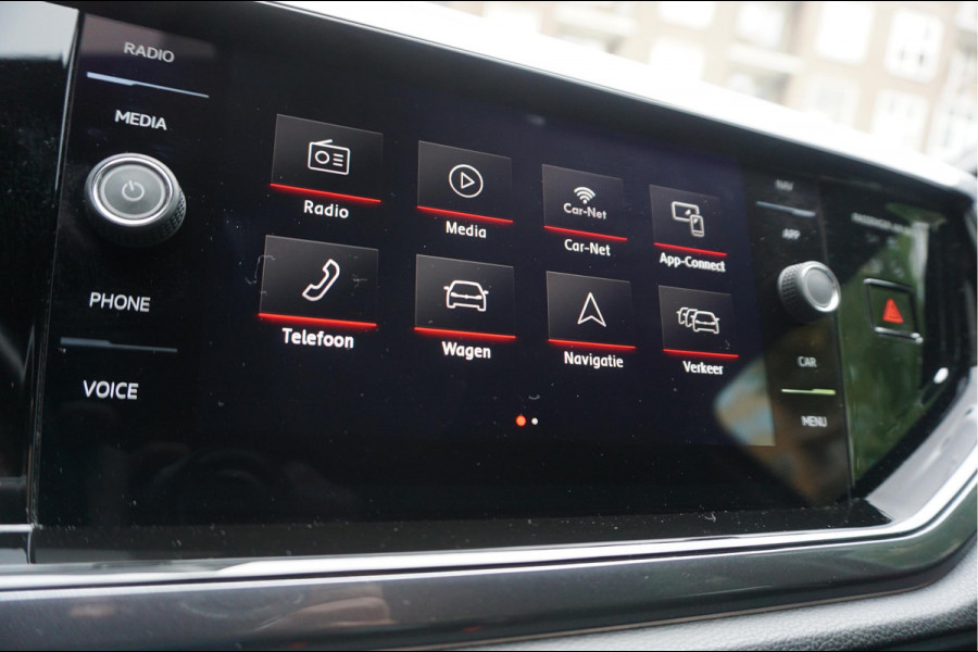 Volkswagen Polo 2.0 TSI GTI | PANO | Adaptive + Lane | Beats | Leer | Apple | 18inch | Keyless | VW Dealer onderhouden