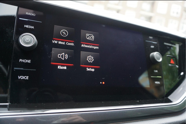 Volkswagen Polo 2.0 TSI GTI | PANO | Adaptive + Lane | Beats | Leer | Apple | 18inch | Keyless | VW Dealer onderhouden
