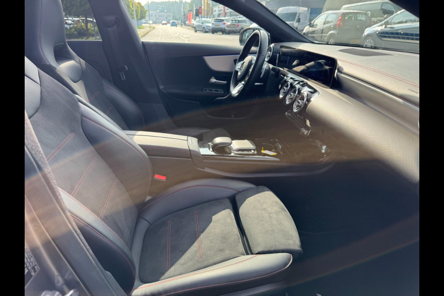 Mercedes-Benz CLA-Klasse 250 Pano 360 camera Sfeerverlichting Memory