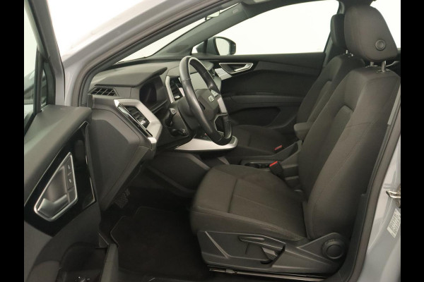 Audi Q4 Sportback e-tron 35 Edition 55 kWh | Camera | Carplay | DAB | Full LED | Parkeerhulp | Climate control | Cruise control | 19'' lichtmetalen velgen