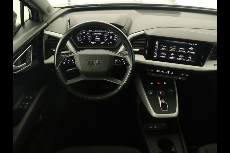 Audi Q4 Sportback e-tron 35 Edition 55 kWh | Camera | Carplay | DAB | Full LED | Parkeerhulp | Climate control | Cruise control | 19'' lichtmetalen velgen