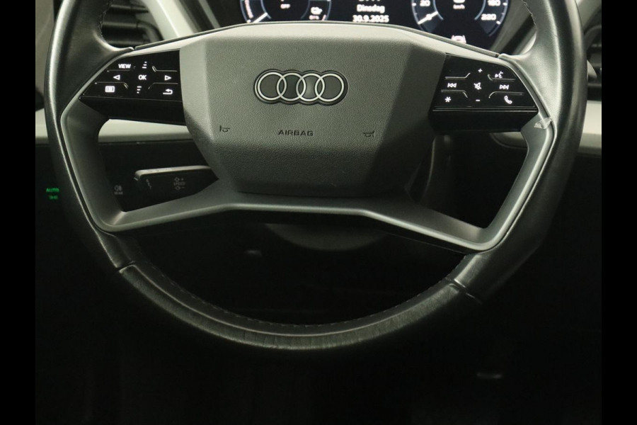 Audi Q4 Sportback e-tron 35 Edition 55 kWh | Camera | Carplay | DAB | Full LED | Parkeerhulp | Climate control | Cruise control | 19'' lichtmetalen velgen