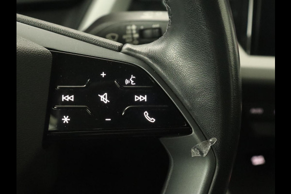 Audi Q4 Sportback e-tron 35 Edition 55 kWh | Camera | Carplay | DAB | Full LED | Parkeerhulp | Climate control | Cruise control | 19'' lichtmetalen velgen
