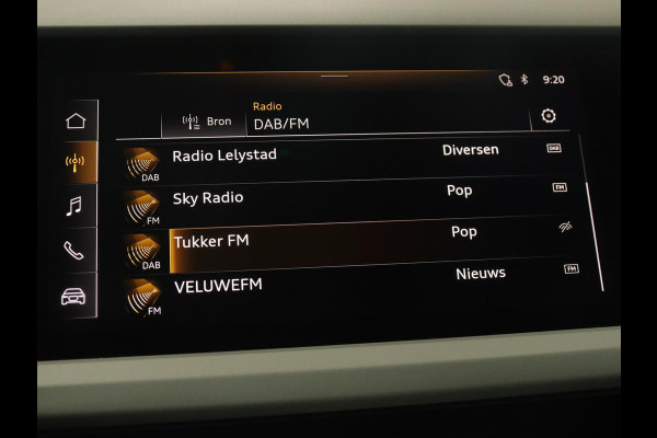 Audi Q4 Sportback e-tron 35 Edition 55 kWh | Camera | Carplay | DAB | Full LED | Parkeerhulp | Climate control | Cruise control | 19'' lichtmetalen velgen